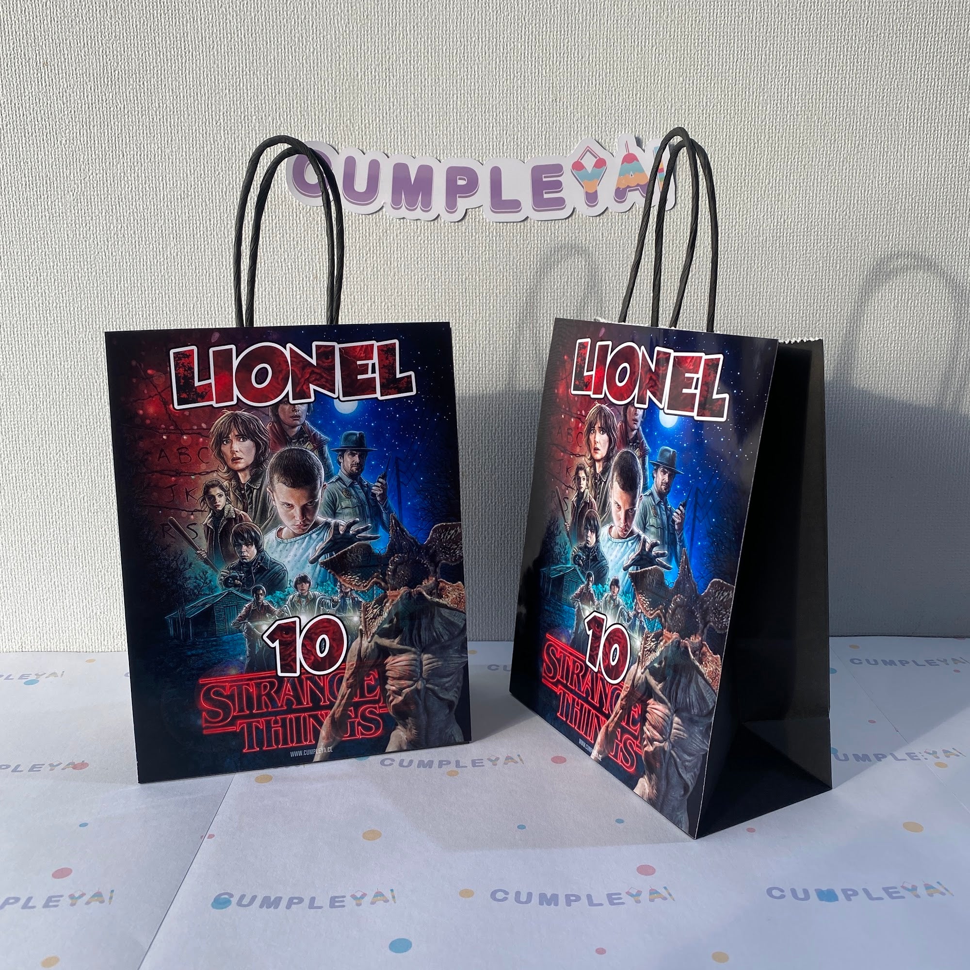 BOLSA SORPRESA 16 × 21 × 8 CM STRANGER THINGS