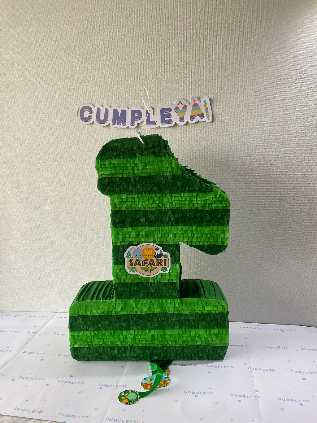 PIÑATA NÚMERO 1 DE SAFARI 60CM PREMIUM