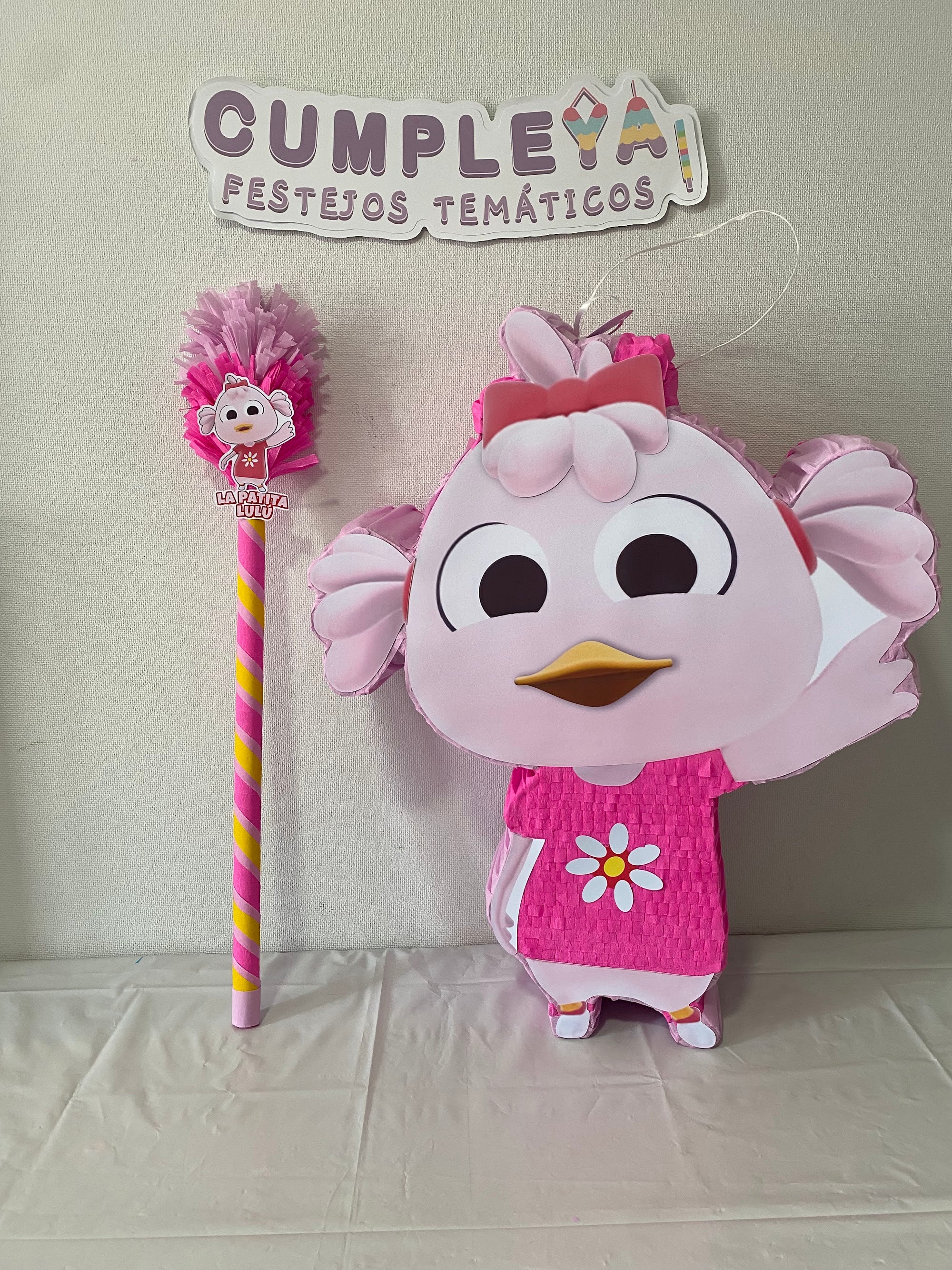 PIÑATA PATITA LULU 60CM PREMIUM