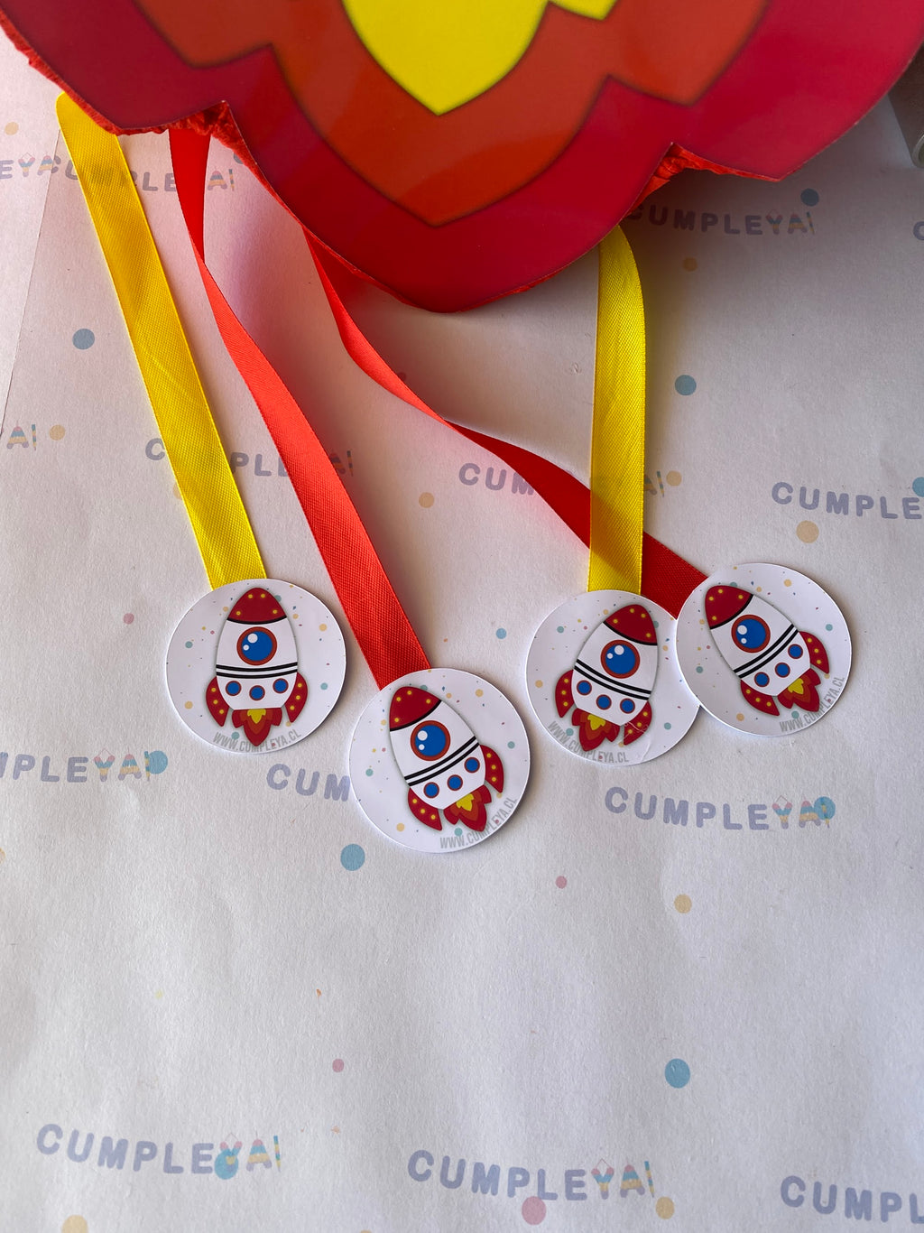 PIÑATA COHETE ESPACIAL 60CM PREMIUM