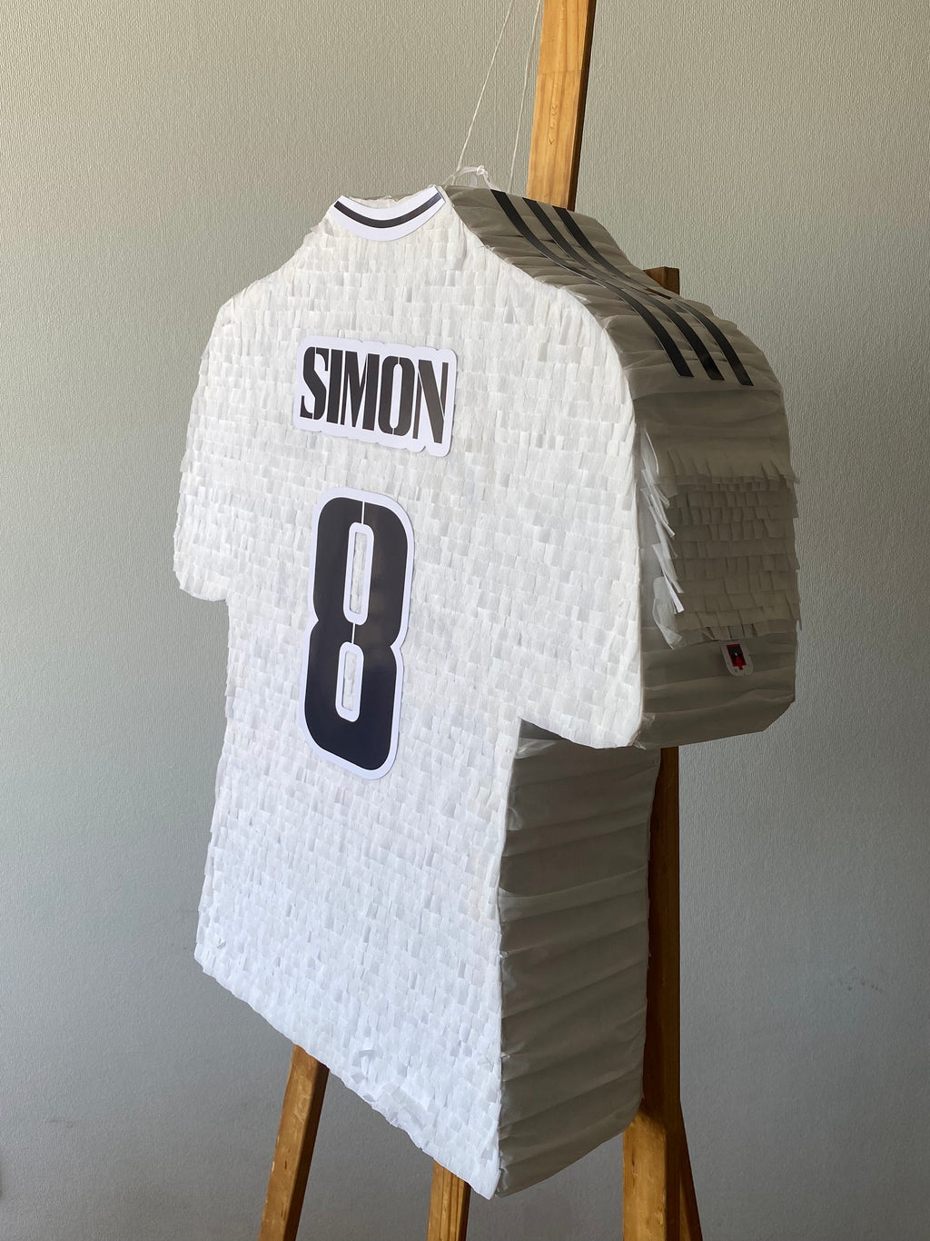 PIÑATA CAMISA REAL MADRID 60CM PREMIUM