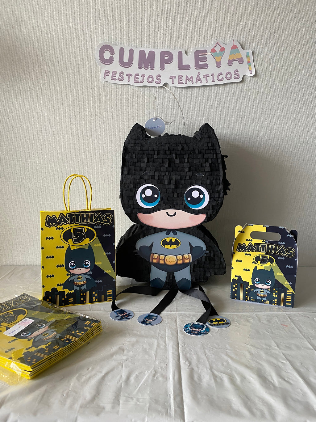 PIÑATA BATMAN NIÑO 40CM PREMIUM