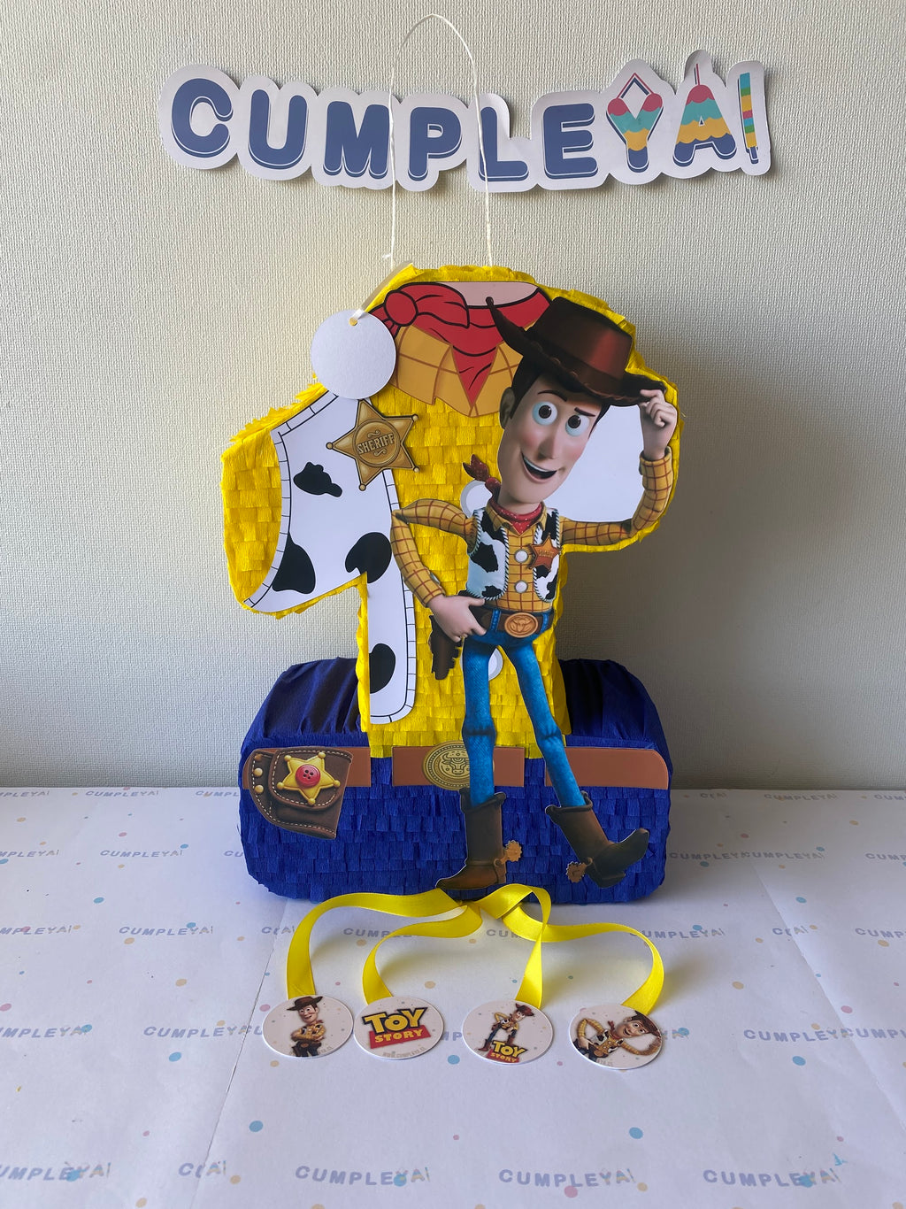 PIÑATA NUMERO 1 WOODY 40CM PREMIUM