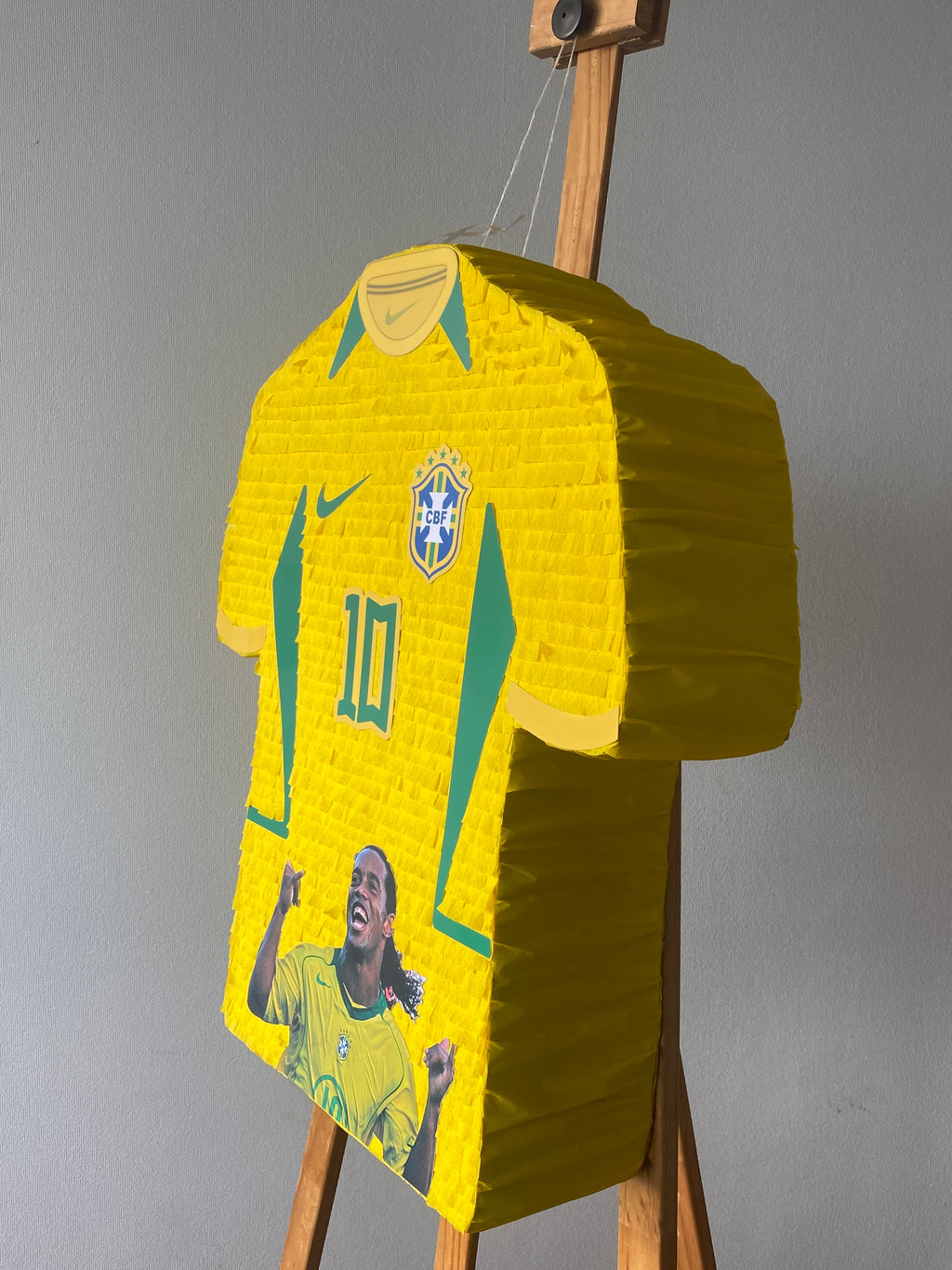 PIÑATA CAMISA BRASIL RONALDINHO 60CM PREMIUM