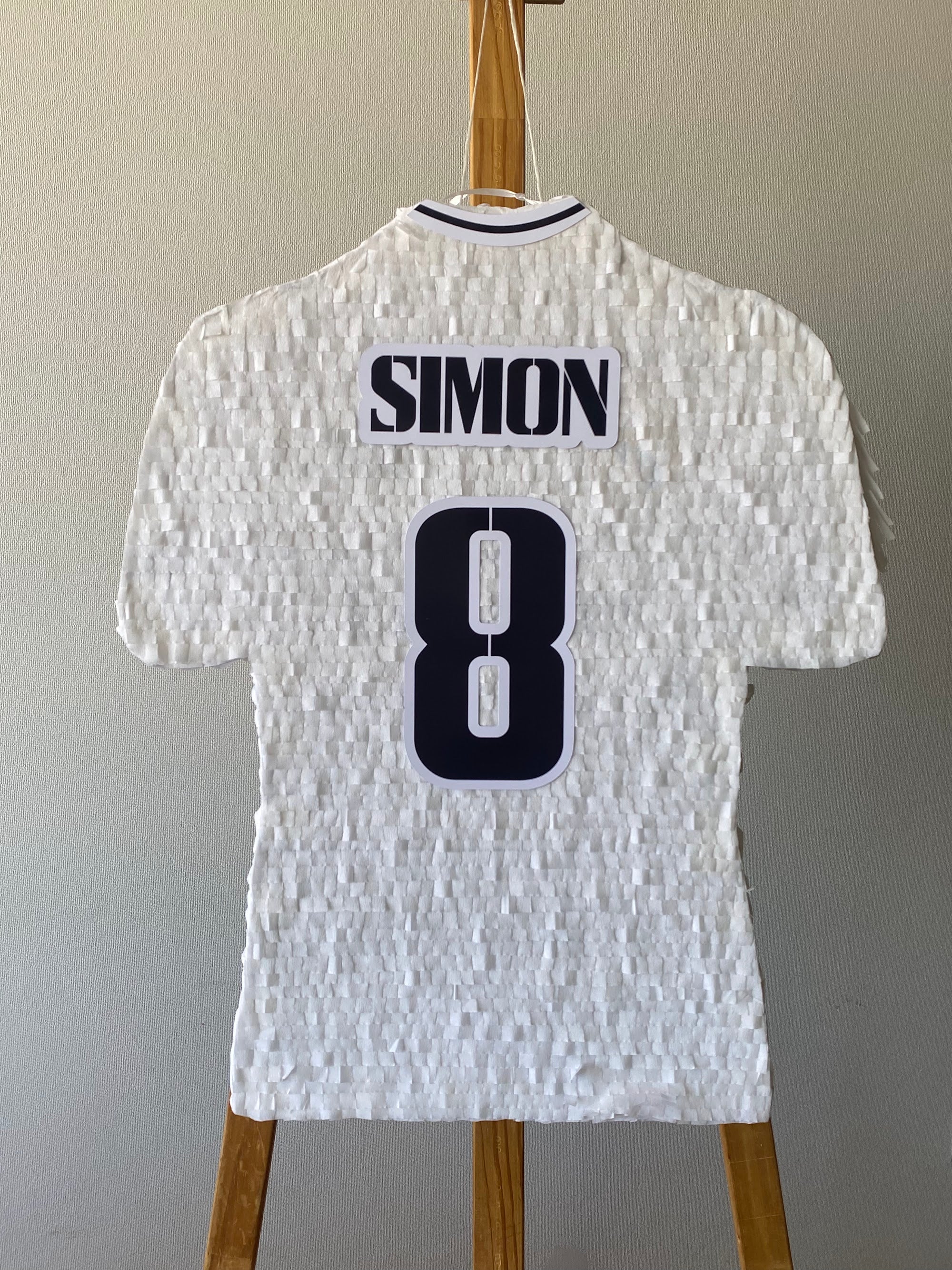PIÑATA CAMISA REAL MADRID 60CM PREMIUM