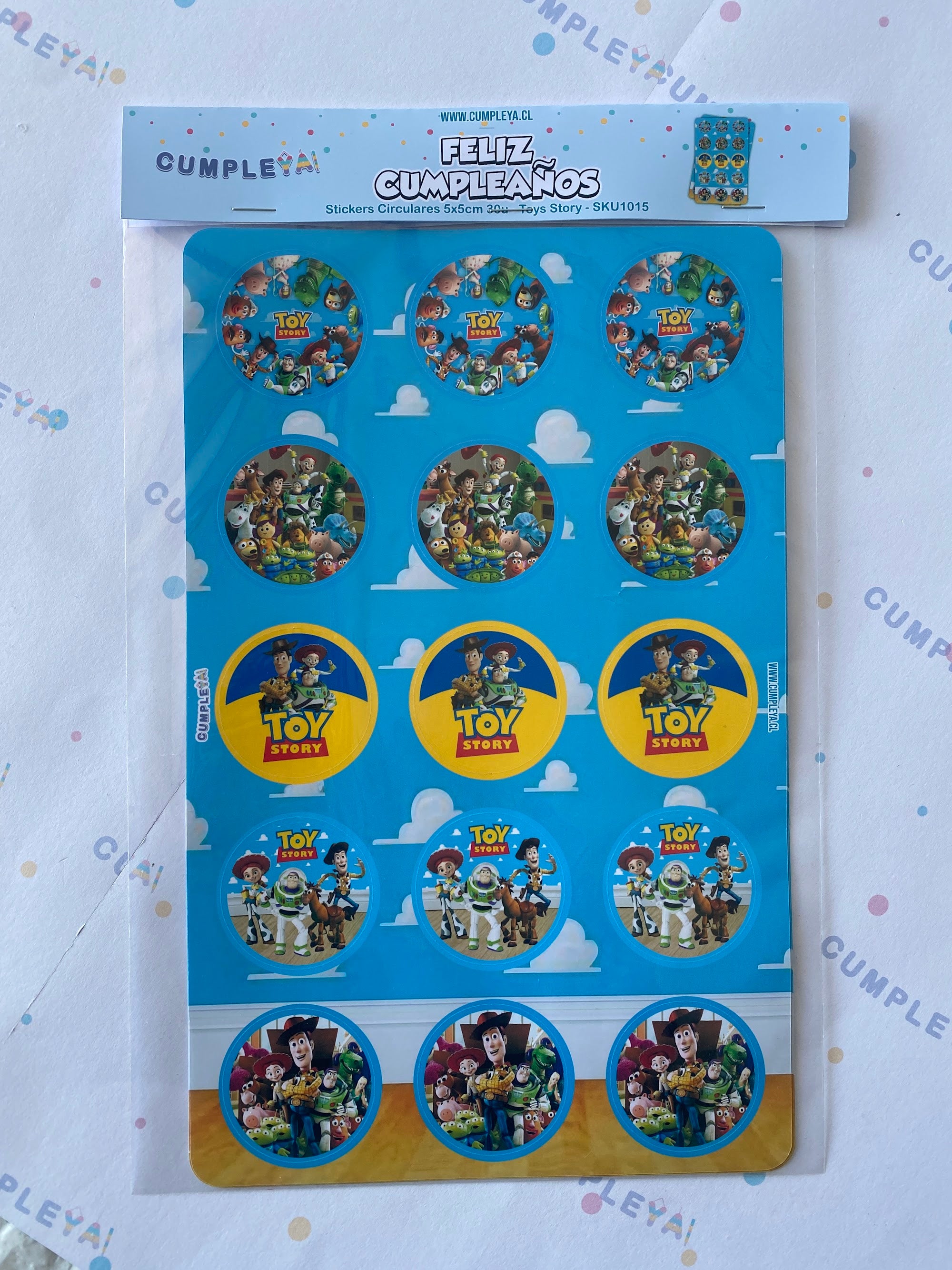 30 STICKER CIRCULARES 5 X 5 CM TOYS STORY